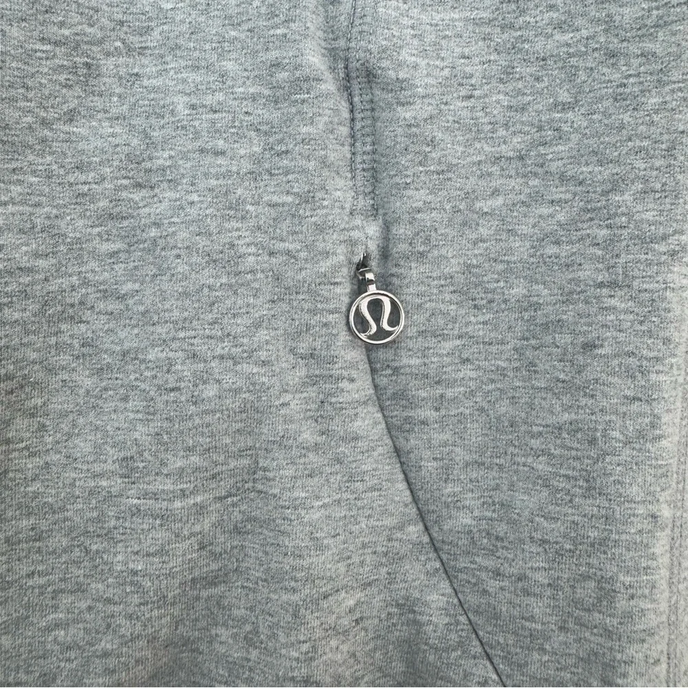 Lululemon Women's Rest Day Gray Cowl Neck Pullover Athletic Sweatshirt Size 4